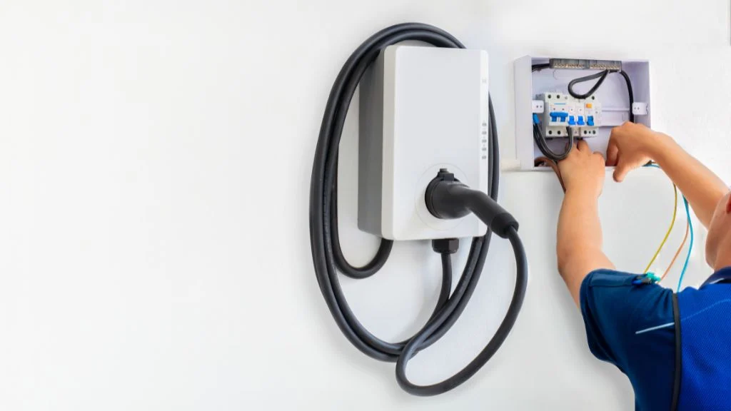 Factors Affecting DC Fast Charger Cost